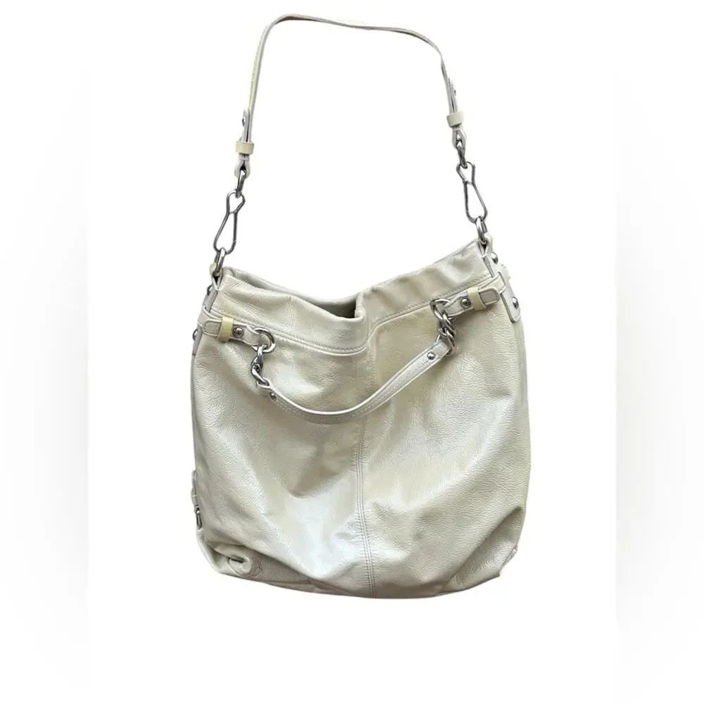 Vintage Coach Cream Leather Shoulder Bag